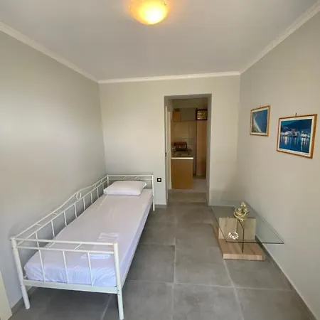 Hébergement de vacances Dina's House